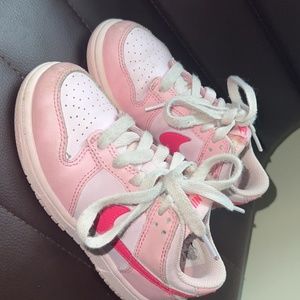 Nike toddler shoes